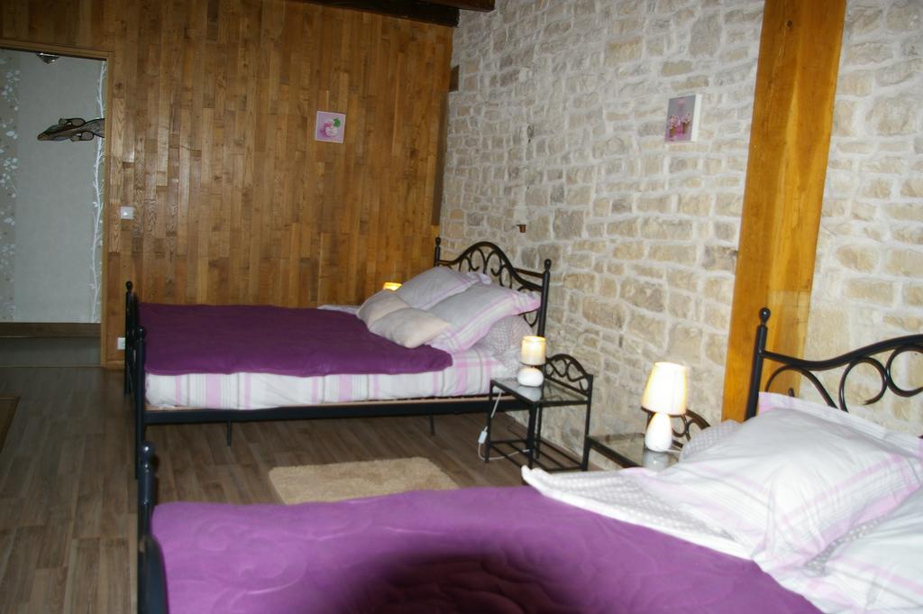 Gite Au Chalet Laferté-sur-Aube Pokój zdjęcie