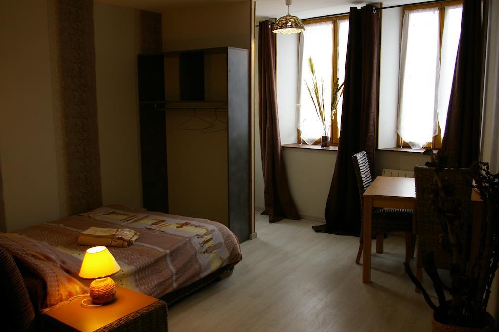 Gite Au Chalet Laferté-sur-Aube Pokój zdjęcie