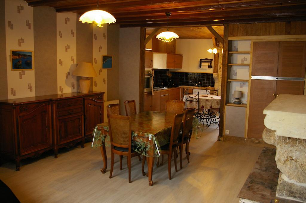 Gite Au Chalet Laferté-sur-Aube Pokój zdjęcie